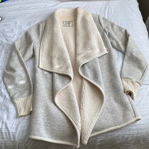 Abercrombie and Fitch cream and gray Sherpa Cartigan